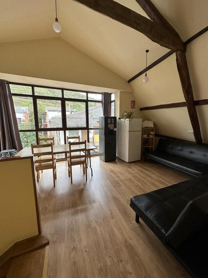 Albergue De Peregrinos Compostela Молинасека Экстерьер фото